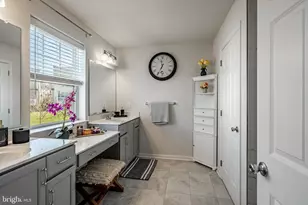 25 N Tompkins Square, Downingtown, PA 19335 - Photo 28