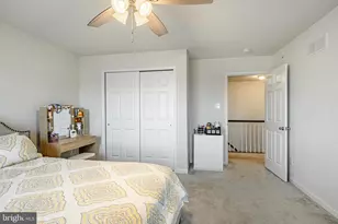 25 N Tompkins Square, Downingtown, PA 19335 - Photo 18