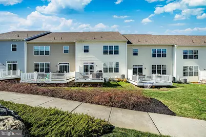 25 N Tompkins Square, Downingtown, PA 19335 - Photo 42