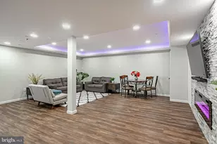 25 N Tompkins Square, Downingtown, PA 19335 - Photo 34