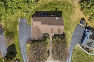 105 Cross Pointe Dr, West Chester, PA 19380 - Photo 2