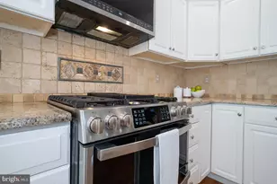 41 Overlook Cir, Berwyn, PA 19312 - Photo 14