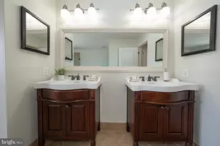 41 Overlook Cir, Berwyn, PA 19312 - Photo 24