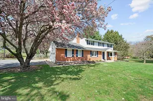 447 Chambers Rock Rd, Landenberg, PA 19350 - Photo 2