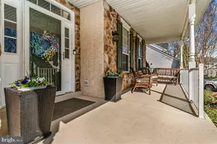 204 4 in Hand Ct, West Chester, PA 19382 - Photo 4