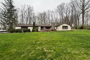 104 Unicorn Ln, Kennett Square, PA 19348 - Photo 2