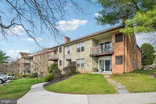 124 Drummers Ln, Wayne, PA 19087 - Photo 2