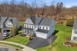 1031 Preserve Ln, West Chester, PA 19382 - Photo 2