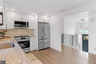 877 E Philip Dr, Phoenixville, PA 19460 - Photo 6