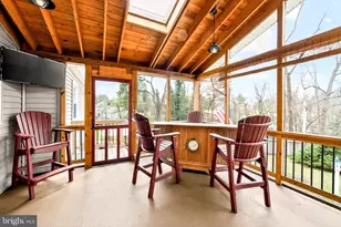 88 S Forge Manor Dr, Phoenixville, PA 19460 - Photo 14