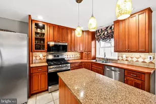 88 S Forge Manor Dr, Phoenixville, PA 19460 - Photo 10