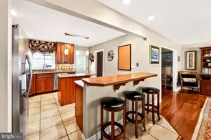 88 S Forge Manor Dr, Phoenixville, PA 19460 - Photo 8