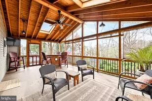 88 S Forge Manor Dr, Phoenixville, PA 19460 - Photo 12