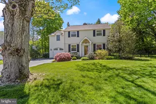 290 Wentworth Rd, Wayne, PA 19087 - Photo 2