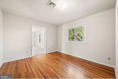 4951 Horseshoe Pike, Honey Brook, PA 19344 - Photo 12