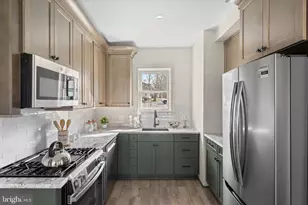 114 Washington Ave, Phoenixville, PA 19460 - Photo 8