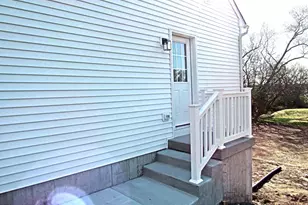 957 Spring City Rd, Phoenixville, PA 19460 - Photo 4