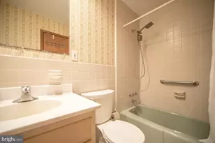 408 Chesterfield Dr, Downingtown, PA 19335 - Photo 24