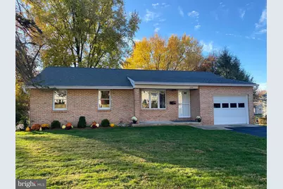 408 Chesterfield Drive, Downingtown, PA 19335 - Photo 2