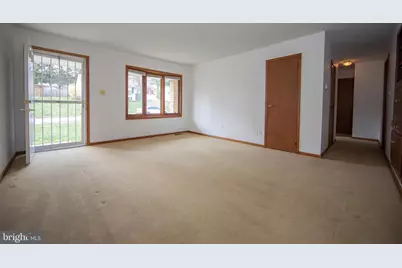 408 Chesterfield Drive, Downingtown, PA 19335 - Photo 6