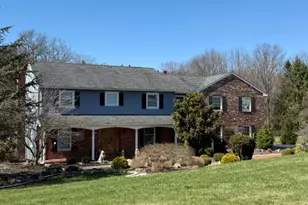 42 Eleanor Dr, Spring City, PA 19475 - Photo 2
