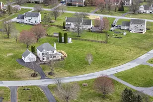 244 Shore Line Dr, Honey Brook, PA 19344 - Photo 10