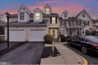 1302 Coventry Pointe Lane #1302, Pottstown, PA 19465 - Photo 2