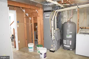 326 Larose Dr, Coatesville, PA 19320 - Photo 4