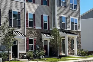 602 Holywell Dr, Malvern, PA 19355 - Photo 2