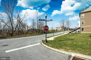 10 Locks Farm Ln, Downingtown, PA 19335 - Photo 42