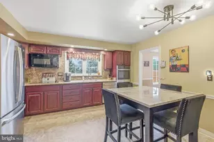 329 Devonshire Rd, Devon, PA 19333 - Photo 10