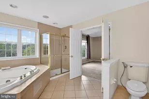 803 Whispering Brooke Dr, Newtown Square, PA 19073 - Photo 24
