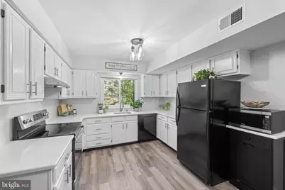 2809 Eagle Road #2809, West Chester, PA 19382 - Photo 4