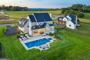 30 New Whitehorse Wy, Malvern, PA 19355 - Photo 2