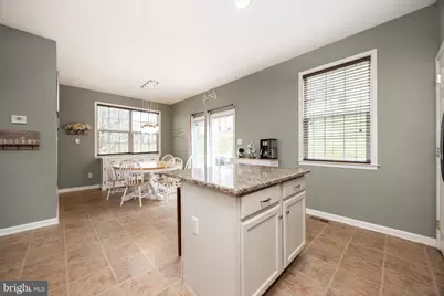 2752 Fynamore Lane, Downingtown, PA 19335 - Photo 6