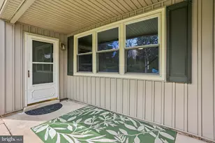 207 Westbury Ct, Downingtown, PA 19335 - Photo 2