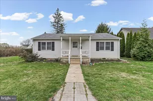 510 3rd Ave, Parkesburg, PA 19365 - Photo 1