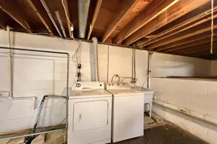 409 Sunset Dr, Downingtown, PA 19335 - Photo 32