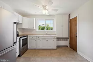 10 Lloyd Ave, Downingtown, PA 19335 - Photo 6