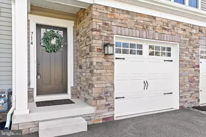 714 Cascade Way, Kennett Square, PA 19348 - Photo 2