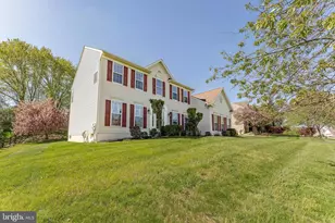 205 Sussex Rd, West Chester, PA 19380 - Photo 2