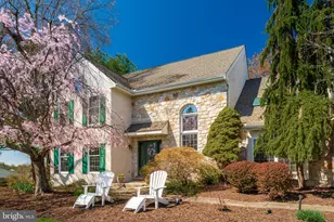 347 Harshaw Dr, Chester Springs, PA 19425 - Photo 2