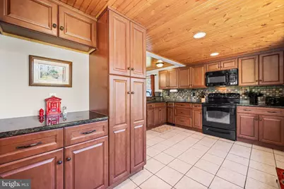 1356 S Hanover Street, Pottstown, PA 19465 - Photo 4