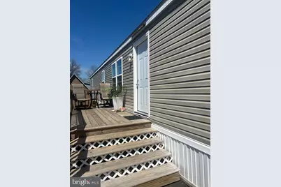 857 Buttonwood Ave, Spring City, PA 19475 - Photo 1