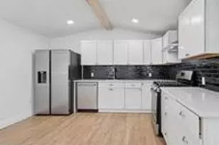 857 Buttonwood Ave, Spring City, PA 19475 - Photo 2