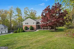 443 Woodcrest Rd, Wayne, PA 19087 - Photo 2