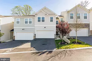 7 Four Leaf Dr, Downingtown, PA 19335 - Photo 1