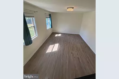 912 Greenwood Circle, Coatesville, PA 19320 - Photo 4