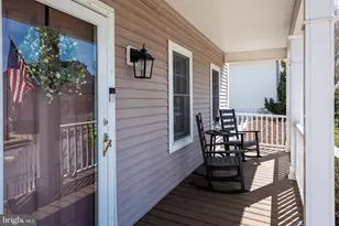 614 Yardley Ln, Downingtown, PA 19335 - Photo 4