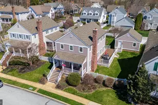 614 Yardley Ln, Downingtown, PA 19335 - Photo 2